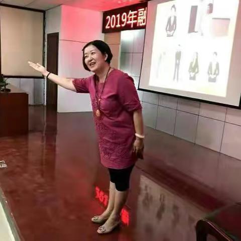 青年教师的成长之路——记2019年融安县新任教师岗前培训第二天