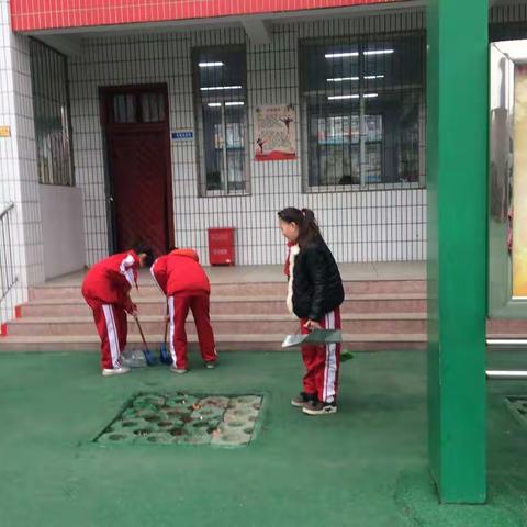 东门小2018年3月18日常规检查纪录