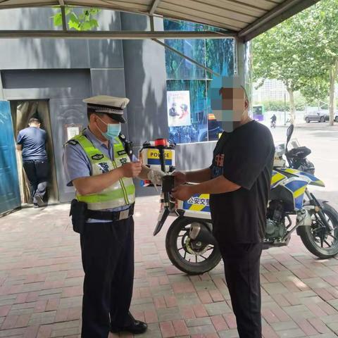 [环城交警大队红星北警务室]警民接力，归还失主手机