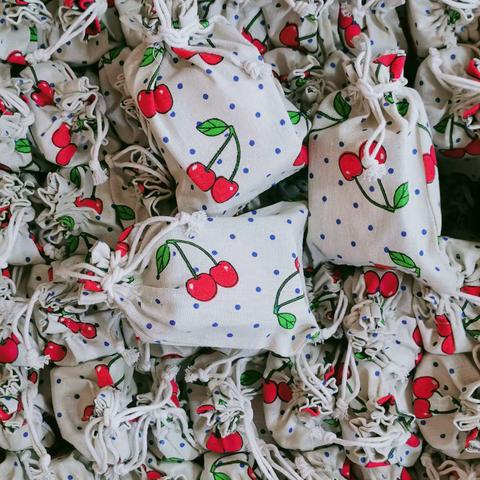 陌上花渐开，希望次第来。              ——书画部致家长们的一封信