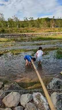 我是池阳小学四年级三班胡雷浩  我正在参加“喜迎二十大 争做好少年”主题 微实践 “微旅行”活动