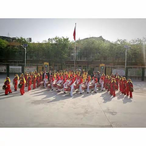 下团柏小学首届春季运动会