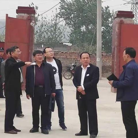 团小师生齐心协力迎接检查