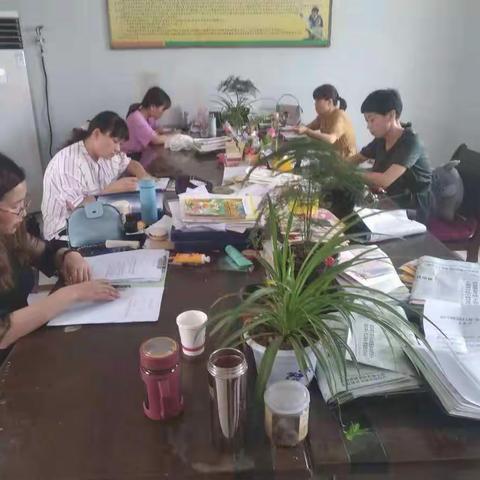 【杨庄乡袁老庄小学少先队赵秋荷】的美篇