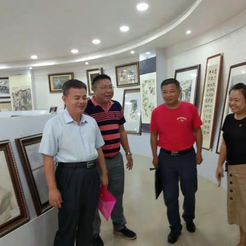 隆广初级中学喜迎2019年教育部-中国移动（海南省）“送培进校”项目