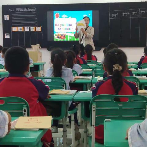 日常切磋，互相学习。----示范区实验学校小学部英语教研活动