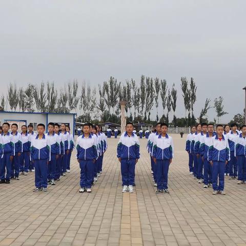 团结互助  自律自强——银川二中分校（第六中学）七年级（9）班军训剪影