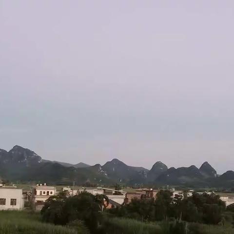 喜迎中秋，民族团结一家亲！