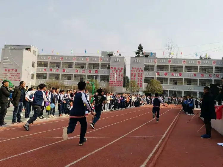 湄潭县西河中学纪念"12.9"运动会,文艺汇演精彩回顾