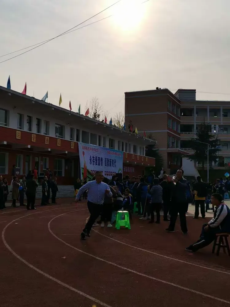 湄潭县西河中学纪念"12.9"运动会,文艺汇演精彩回顾