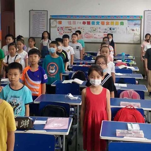 相约在金秋——记2020新三年级返校日