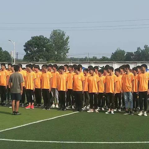 19汽修4班军训剪影