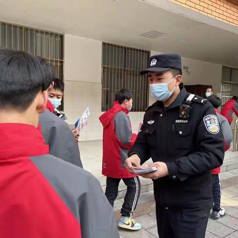 【铜川公安】“新春开学第一课 禁毒宣传我先行”