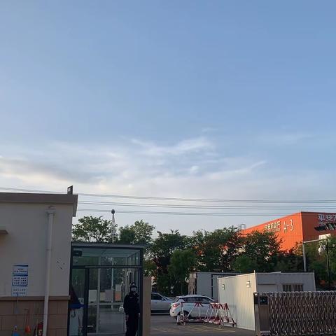 拼在当下，赢在未来——北师青附2019级家长心理讲座与家长会纪实