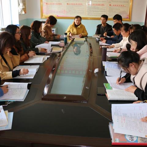 以研促教，“语”你同行——吴忠中学初中部青蓝工程之展示课活动侧记