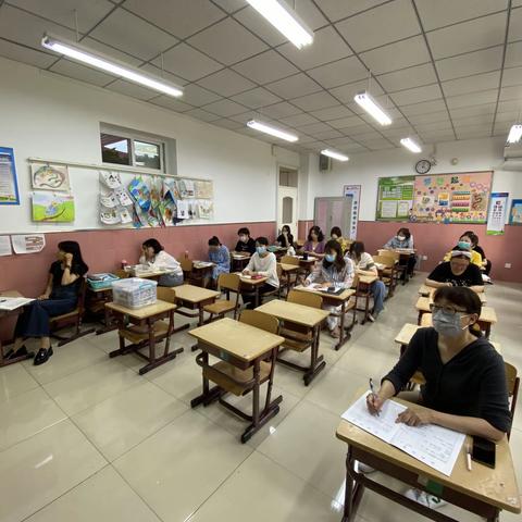 提升教师科研能力，为教学提质助力