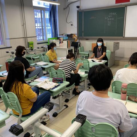 凝心聚力，专注教研