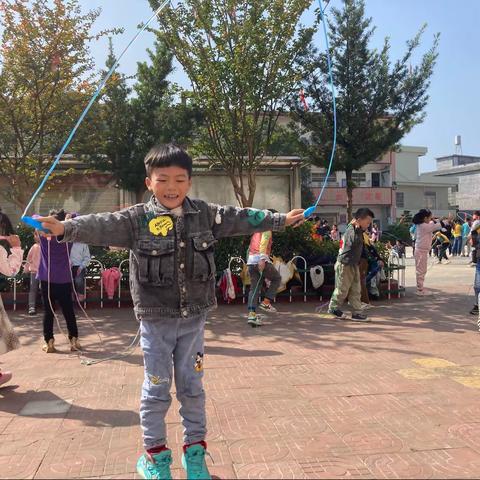 关水阁完小有趣课间——跳绳