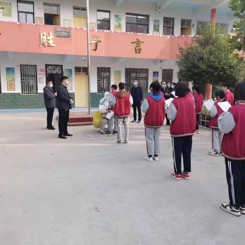 爪营初中一周工作简报