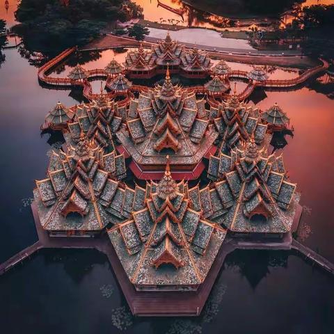 拥有“摄影眼”的他，是怎么在繁杂的城市生活中拍出令人赞叹的照片？