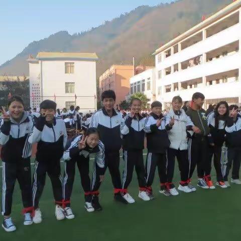 仓更镇中学纪念12·9系列运动之趣味运动和文艺汇演