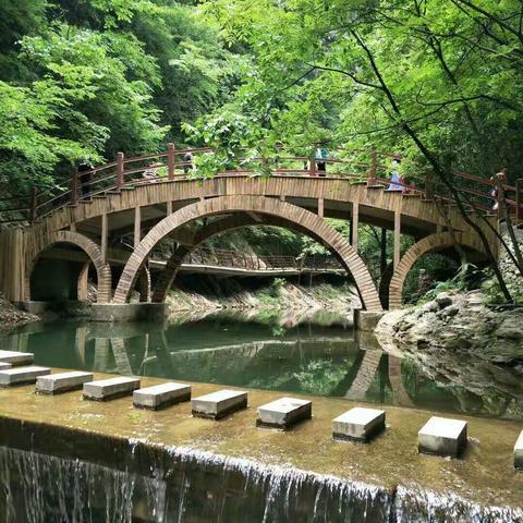 6月13-14日秦岭最美的商洛两日游【洛南音乐小镇+商南金丝大峡谷】