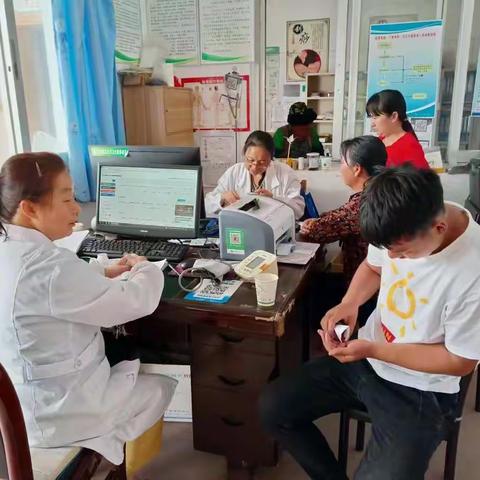 适时人群查病化疗，及时控制传染源