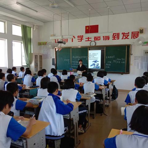 清流县教师进修学校莅临实验中学听巡课暨教学常规检查