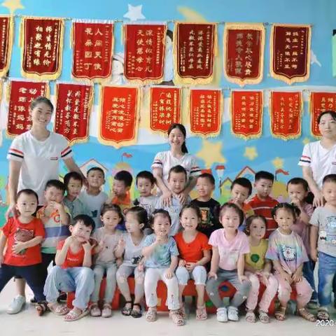 我们小班毕业啦！――明港新区幼儿园小二班