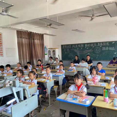 遇见名师  遇见成长── 邵丹英名师工作室新加入教师汇报课活动