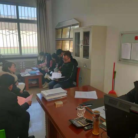聚力创新篇 春临万象新——史家畔小学春季开学工作部署会议及开学第一课