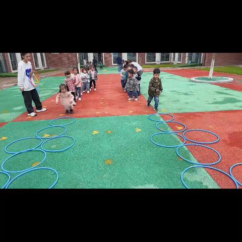 多姿多彩的幼儿园生活