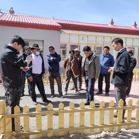 县委常委、组织部长冶勇深入宁秀镇宁秀村检查指导工作