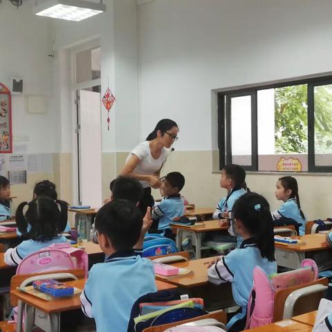 “岗位练兵促成长，同课异构展风采” ——广州市白云中学附属小学语文科开展“同课异构”研讨活动