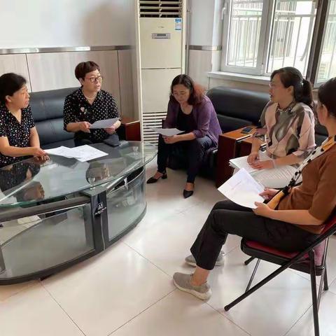 东风国际学校迎接张向督学“五项管理”专项督导