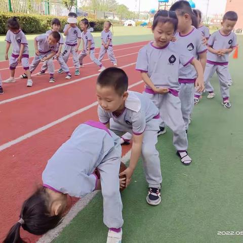 “别样六一    同样快乐”