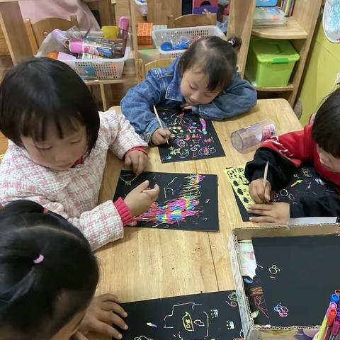 安龙县春潭街道第二幼儿园中班组第十二周幼儿活动分享