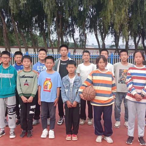 活力篮社 青春本色——彭镇中学社团活动之篮球社团