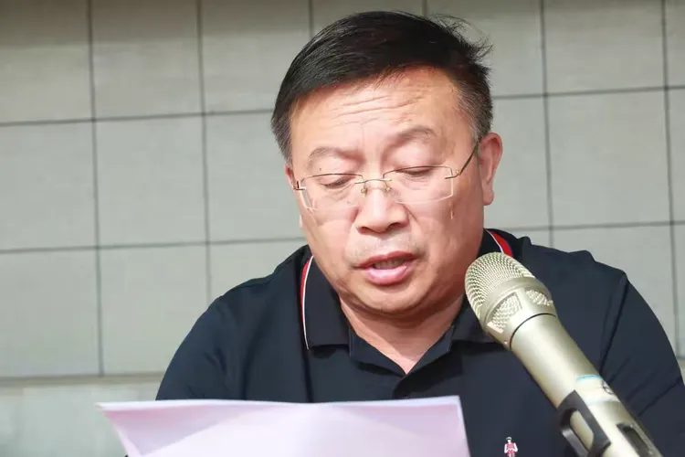 泗洪姜堰高级中学2019级新生军训开营啦!