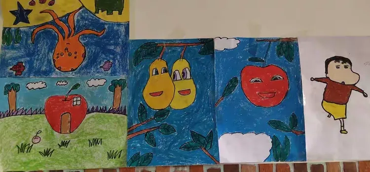 还有我的杰作呢，我画的好看吧