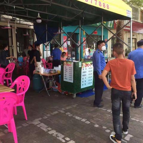 “创文巩卫齐参与•同心协力助美家园”龙江村联合包点单位在行动