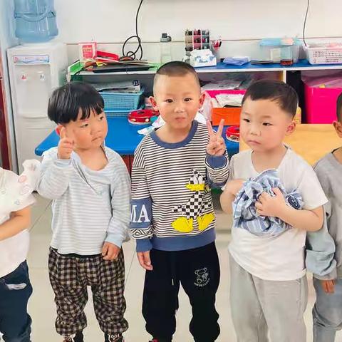 界牌小学幼儿园小一班防拐骗安全演练