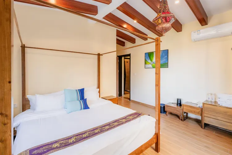 山顶棉兰风情5房9床泳池温泉别墅