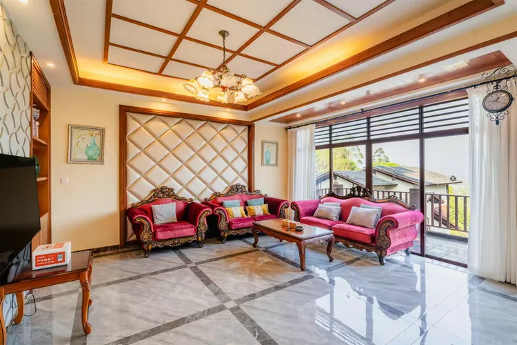 山顶棉兰风情5房9床泳池温泉别墅