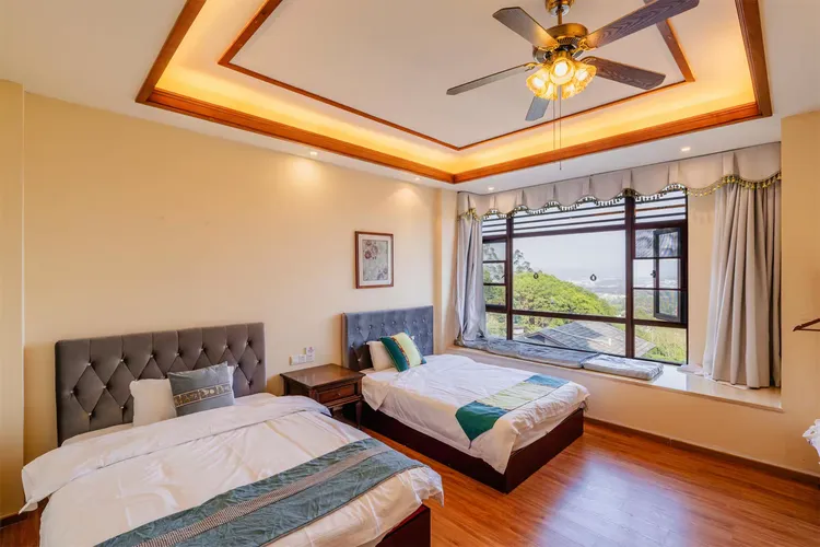 山顶棉兰风情5房9床泳池温泉别墅