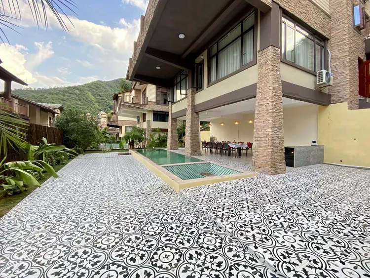 山顶棉兰风情5房9床泳池温泉别墅