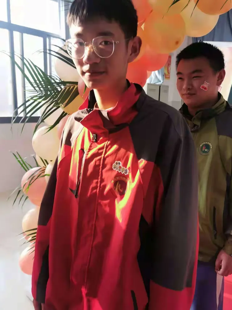 （第五篇）航高2022届16班成人礼