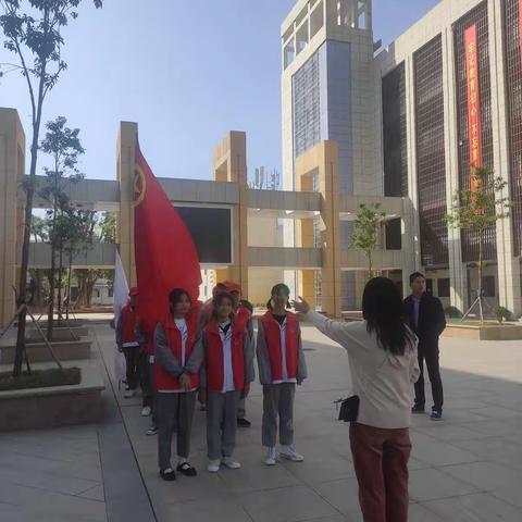 九九重阳节，浓浓敬老情 ——赣州市第十一中学开展看望抗战老兵、孤寡老人志愿活动