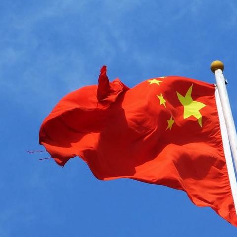 传唱爱国歌曲  庆祝建国70周年——130团完全中学少年传承中华传统美德爱国歌曲校园传唱活动