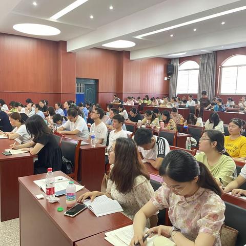 蓄力赋能助成长，乘风扬帆再启航——萍乡六中 2022年暑期教师培训